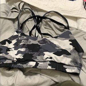Camo sports bra medium